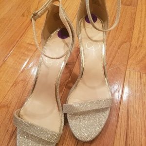 Jessica Simpson Gold Sparkle Dressy Hells